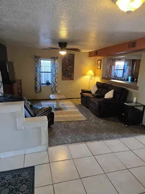 Image of 5 minute walk to Old Town Plaza, Great location for your, Family Sized home
