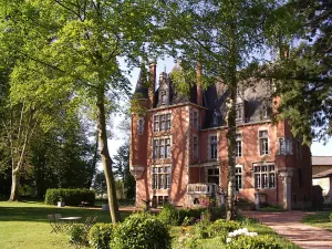 Image of Château de la Vernède, charming & historic guest house, Volcanoes natural park