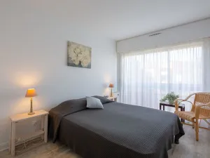 Image of Beautiful apartment for 4 guests with WIFI, TV, pets allowed and parking