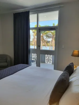 Image of The Parade Hotel