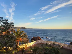 Image of Bright apartment with a garden and a wonderfull sea view