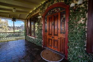Image of Beautiful Old World Adelaide Hills Lodge