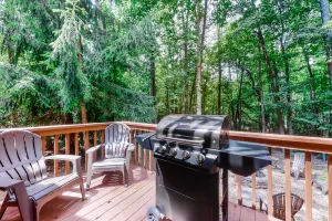 Image of Dog-Friendly Home w\/Deck, Private Hot Tub, Free WiFi, Gas Grill, Wood Fireplace