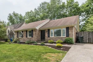 Image of This house is a 3 bedroom(s), 2 bathrooms, located in Lexington, KY.