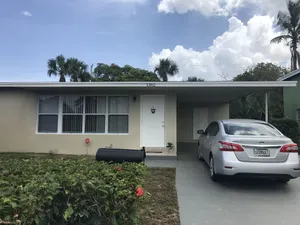 Image of Beautiful House in West Palm Beach