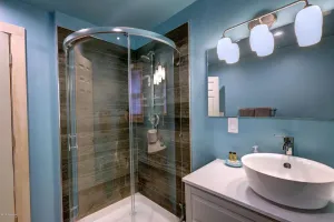 Image of PT Retreat 2nd master suite