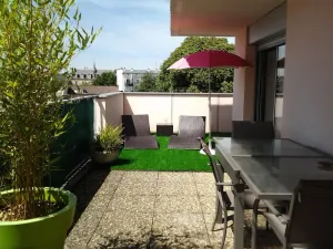 Image of Grand T2 55m² + 34m² terrace in the city center with exceptional views