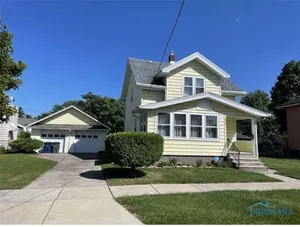 Image of Cozy 3 bedrooms home.