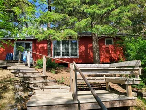 Image of Cozy Lakefront Cabin
