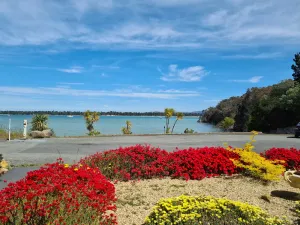 Image of Hidden gem on the waters edge - 15 minutes from Hobart airport.