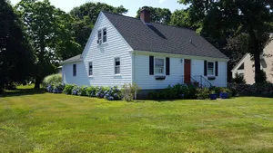 Image of Beach Pass included. Tidy, quiet house w\/ Porch. Sleeps 7