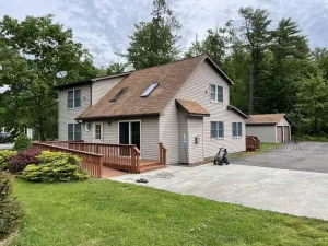 Image of Close to Lake Wallenpaupack! Walk to the Beach!