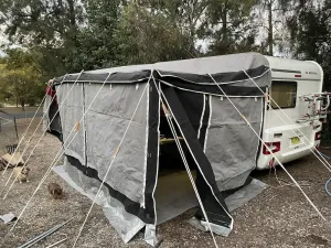 Image of Fully self contained caravan on rural 1.5 acre property.