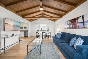 Image of 2 bedroom close to the beach on 65th St