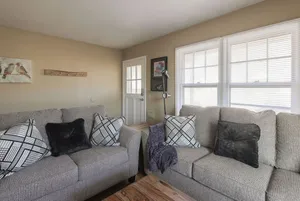 Image of Townhouse located near Midtown Omaha