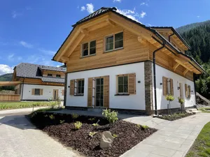 Image of Exclusive lodge with fireplace and wine fridge