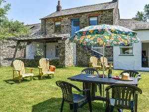 Image of Poundhouse - Uk43496