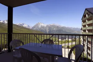 Image of 100m from resort center, 5th floor, terrace, balcony, tv, ski locker, 35m², Peyragudes