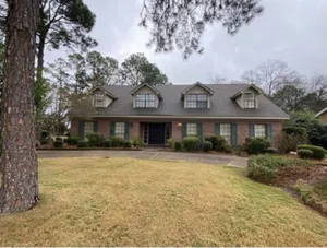 Image of Walk to Blount Cultural Park