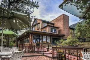 Image of Diamond - The Historic Crags Lodge - ST