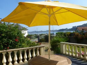 Image of 1930s house by the sea for 6 or more people