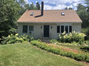 Image of \"Moss Mountain Cottage\" Clean, Private, Central MDI - 2025 updated kitchen