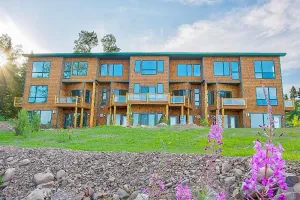 Image of Serene Superior Stay on Lake Superior! Stay 2 Nts., a 3rd Nt. is free thru April