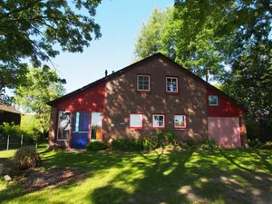 Image of Cozy house right on the dike - with a large, dreamy apple orchard