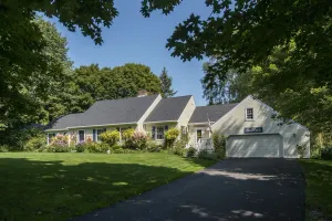 Image of Charming Retreat Just Steps from Mother`s Beach