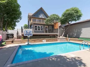Image of McKennan Park Poolside Oasis