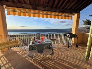 Image of Villa OVerdon - Panoramic view of Lake Sainte Croix ☆☆☆