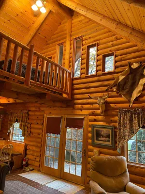 Image of Log Cabin next to the Mississippi River