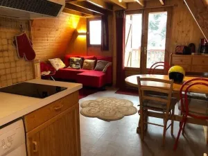 Image of Mountain chalet panoramic view