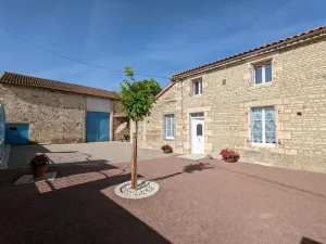 Image of **Charming Modern Cottage in Peaceful Village, Baby-Friendly, Wi-Fi, BBQ, Close to Cultural Sites**