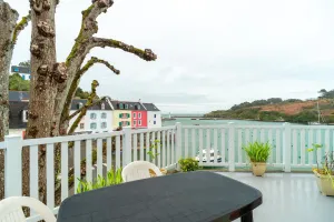 Image of Le Sauzon - Vue sur le port - Proche de la plage