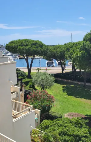 Image of Terrasses 1 sur le Port de Plaisance
