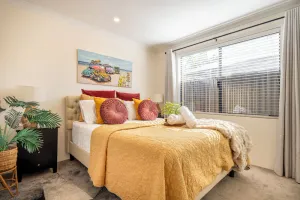 Image of Sunny 1BR house, sleeps 4, near Fremantle, Fiona Stanley Hosp & Cockburn Getaway