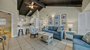 Image of Chateau La Mer 1D