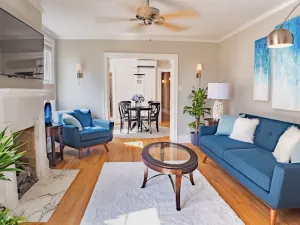 Image of Luxury on Main \/ North