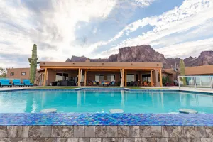 Image of Beautiful oasis with 40' negative edge pool, swim up bar, hiking in Super. Mtns.