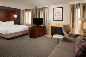 Image of Perfect Suites for Exploring Nashville's Charm w\/ Free Breakfast, Pets Allowed!