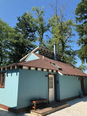 Image of Charming & cozy in-town retreat in the heart of New Buffalo