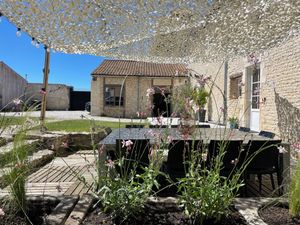 Image of Renovated 19th century farmhouse 260m