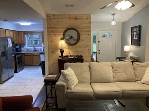 Image of Great home, perfect for games, graduation, ext.. close to downtown