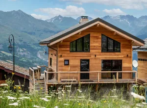Image of Les Coches: Chalet at the foot of the slopes with views of Mont Blanc
