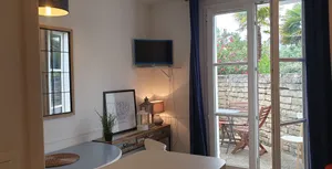 Image of Studio avec terrasse et parking 200m plage et commerces