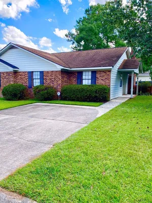 Image of A Party of Five 2 Bedrooms, 2 Bathrooms