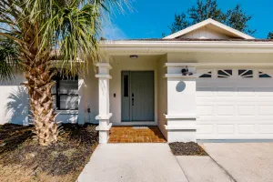 Image of Family friendly 4 bed 2 bath home in a peaceful neighborhood 15min to Siesta Key