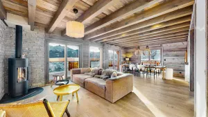 Image of Ecureuil noir COSY & QUIET chalet 10 personnes