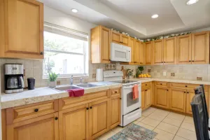 Image of Cozy Costal Cottage - Minutes to Attractions!